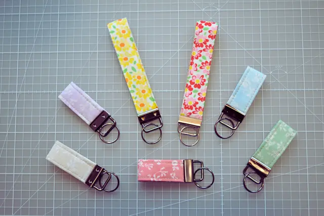 Avaimenperät, soljet ja lukot