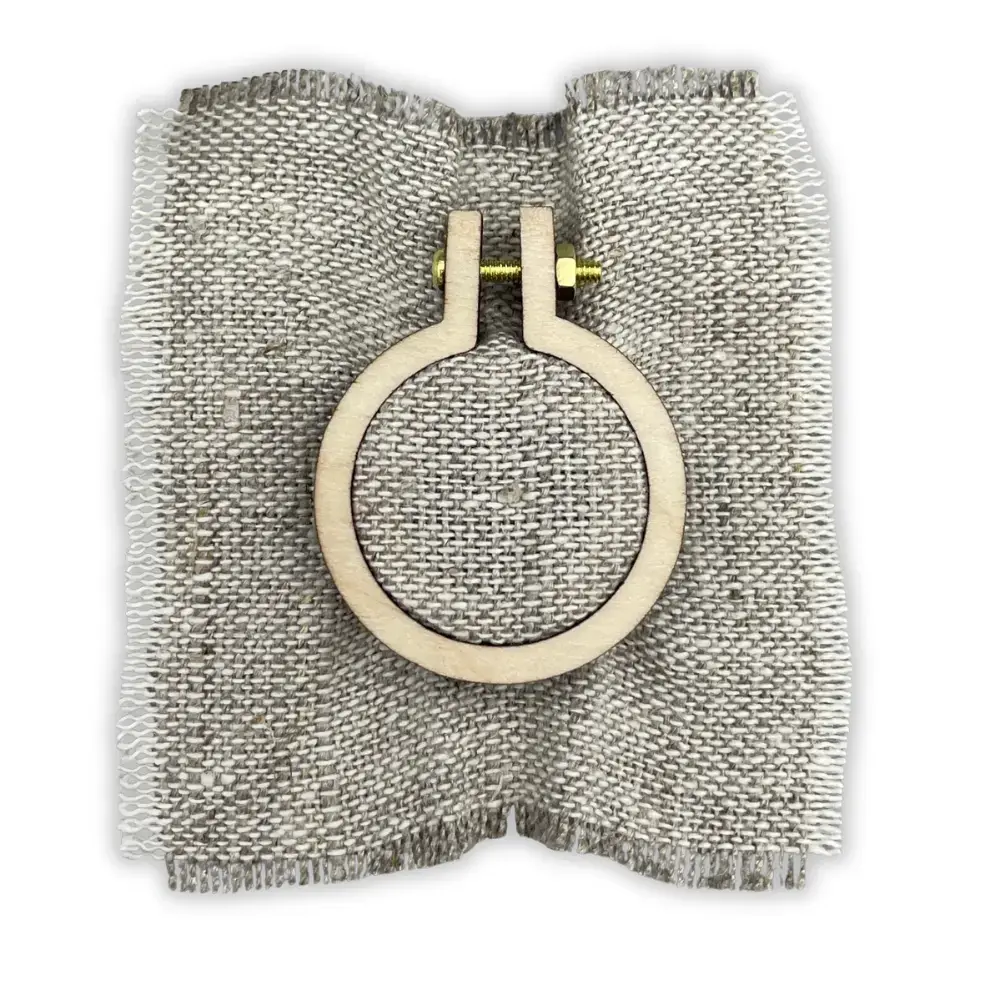 Mini kirjontakehys 1,5cm, kotimainen koivu