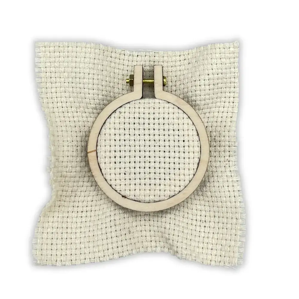 Mini kirjontakehys 2,3cm, kotimainen koivu