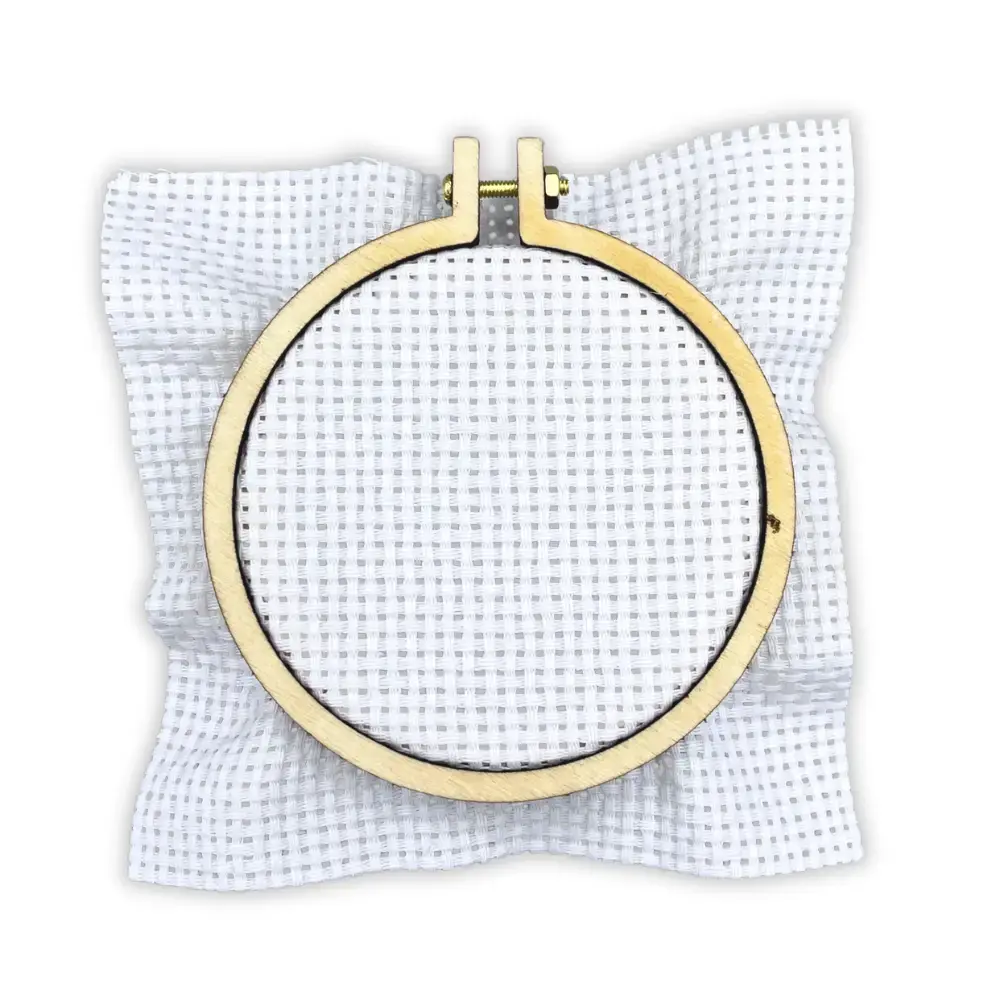 Mini kirjontakehys 4,3cm, kotimainen koivu